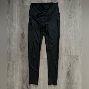 Shiny Black Leggings size L